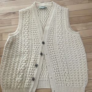 Fisherman wool knit vest